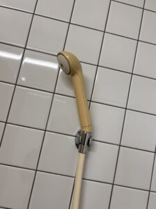 2024年6月　シャワー取り換え（伊予三島運動公園体育館）