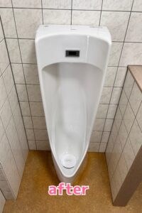 毎日使う場所だからこそ。小便器の交換工事致しました！